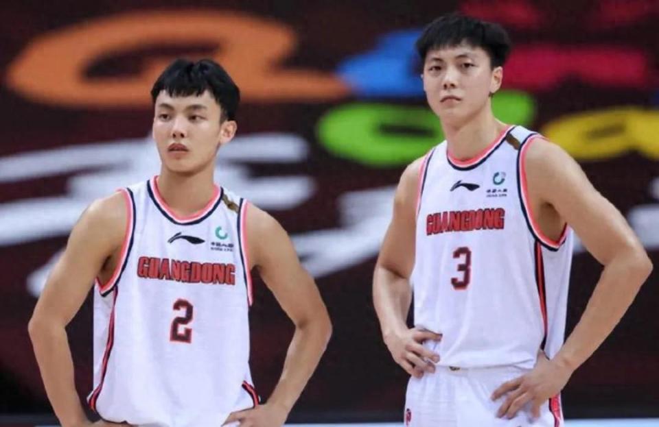com, 经历重大人, 源于比赛压