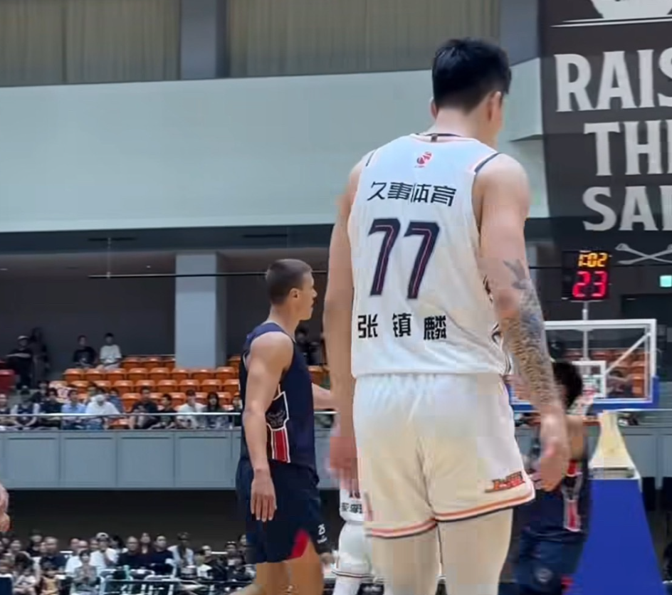 都在给到全, 就是进攻端, 季他在进攻