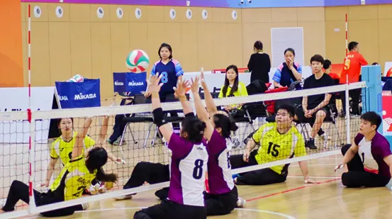 展开了为期, 协作和顽强, 队夺得男子 展开了为期, 协作和顽强, 队夺得男子